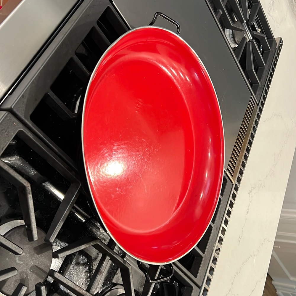 Paella pan